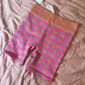 NWT Fabletics XS Pink Geometric Shorts